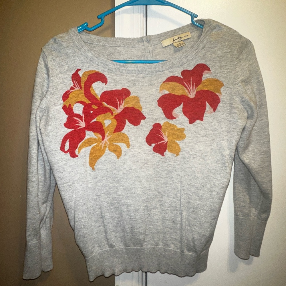 Cropped sweater